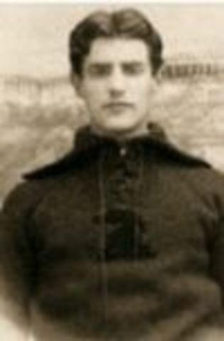 3 м 30 см - первый олимпийский рекорд