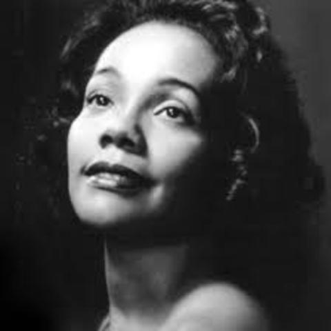 Coretta Scott King dies