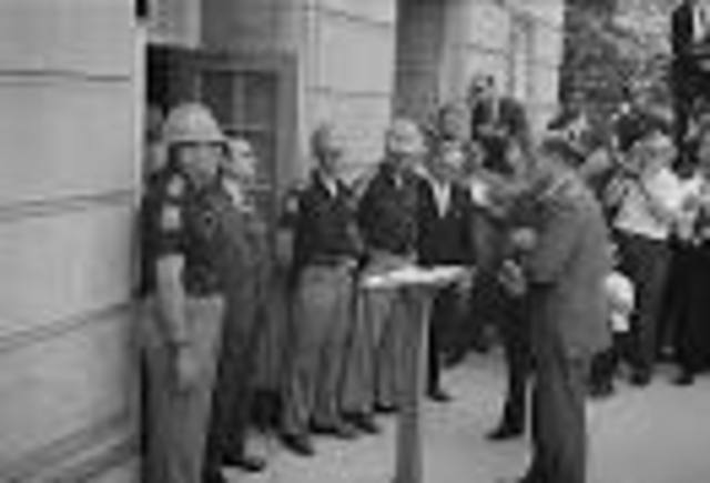 Confronting the government