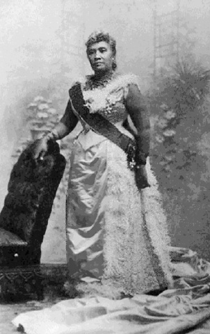 Queen Liliuokalani takes the throne of Hawaii