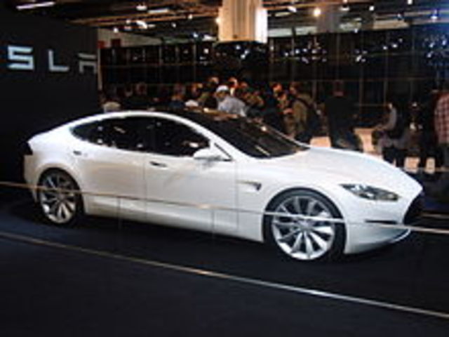 Tesla Model S prototype revealed