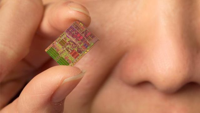 first multicore microprocessor