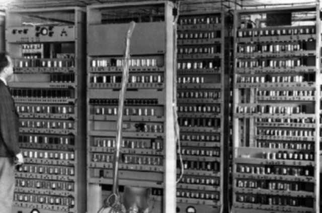 Edvac (Electronic Discrete Variable Automatic Computer)