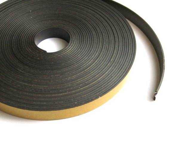 Магнитная лента