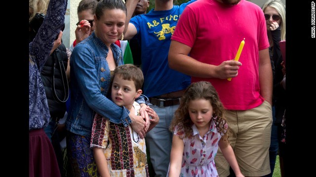 Nelson Mandela death: World mourns South Africa's first black president