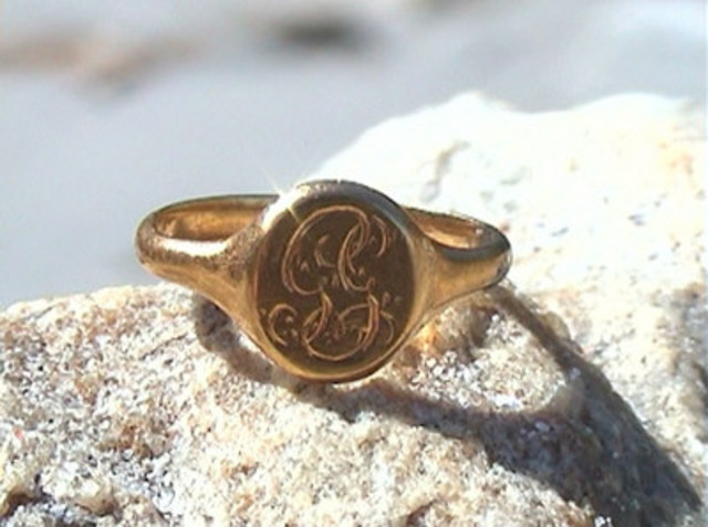 Daniel Shays Marries Abigail Gilbert