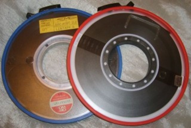 Первая магнитная лента