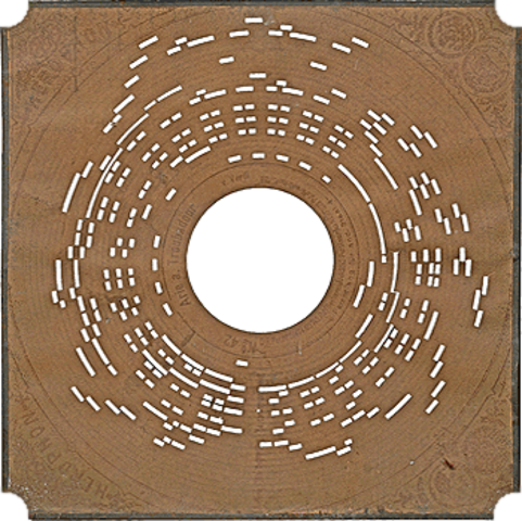 Картонный диск с прорезями для музыкальной шкатулки