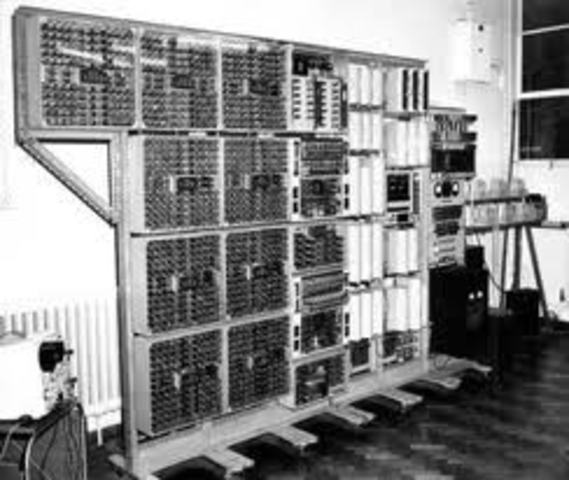 ENIAC, UNIVAC Y COLOSOS 1 generacion