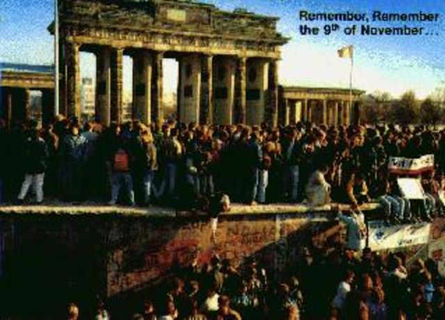 Berlin Wall Falls