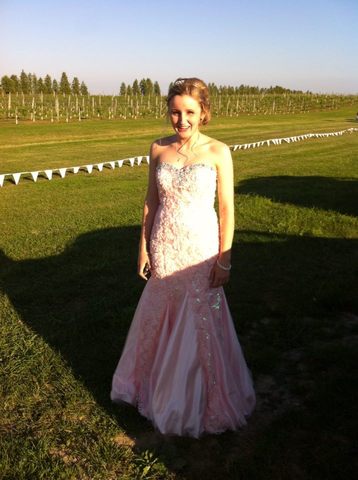 Sisters graduation/ moving away