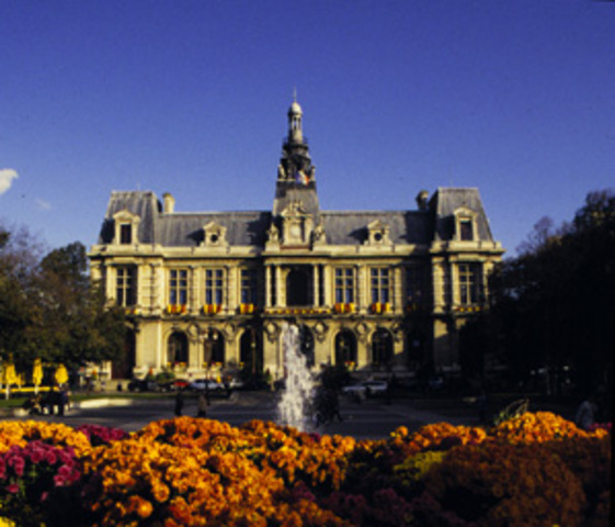 University of Poitiers Founded
