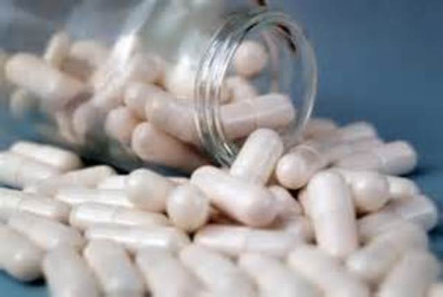 Guy finds Mildred basically dead