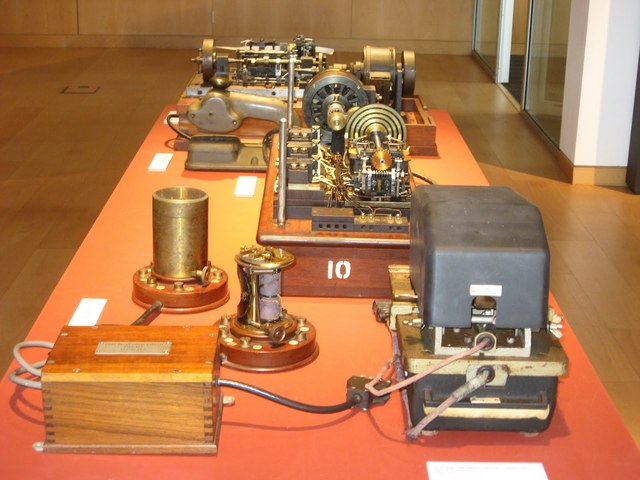 Telegrafo- Maquinas Eletricas.