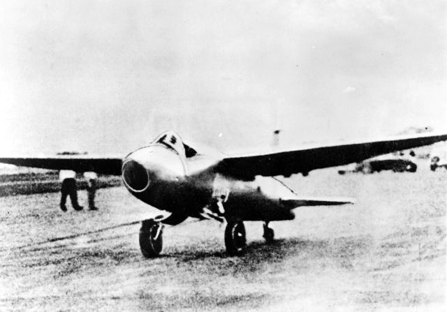 The first jet takes off (Heinkel HE 178)