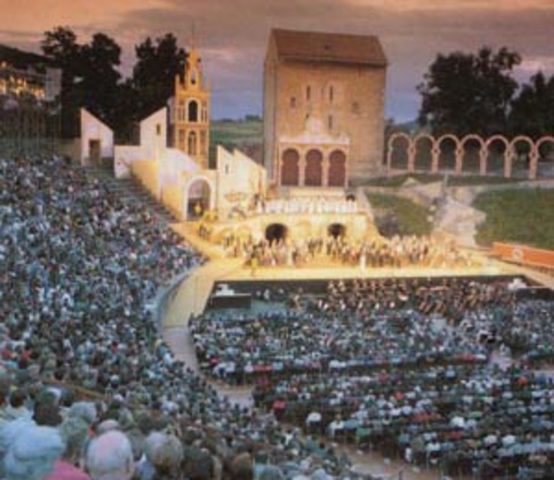 Rome's open opera