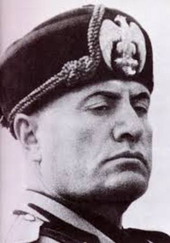 Mussolini comes to power in Italy