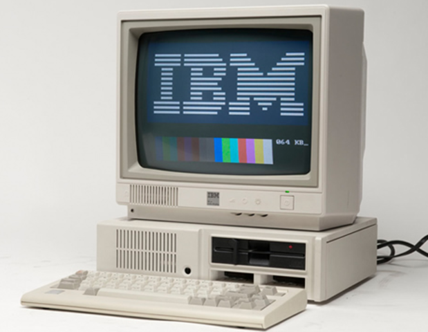 Primer Computadora IBM a escala Industrial
