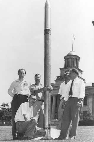 Auroral Electrons Observed  By Rocket Detectors