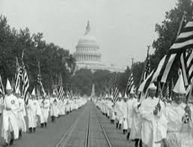 klansman march