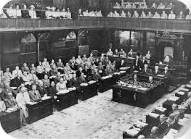 National Party takes power