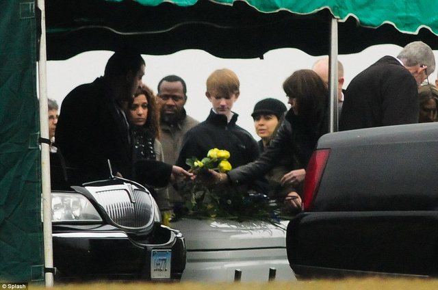 Funerals commence for victims