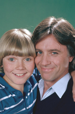 Silver Spoons premieres