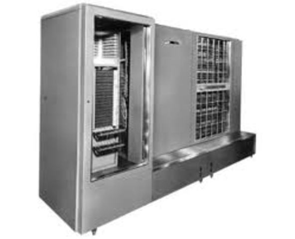 IBM 701  IBM 704