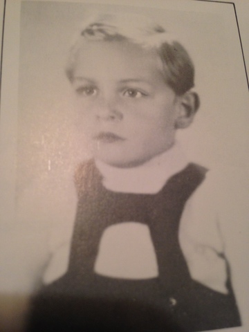 The ghetto Richieu had been moved to is invaded