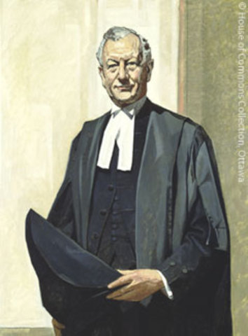 John Diefenbaker introduces simultaneous interpretation