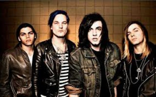 Joel Faviere joins Get Scared as lead singer, and begin recording EP, "Built For Blame, Laced With Shame"