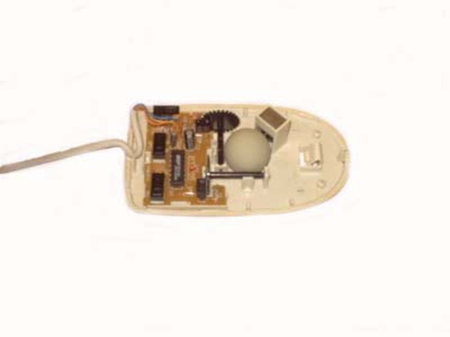 El primer ratón eléctrico.