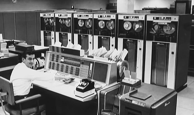 Correo electrónico.