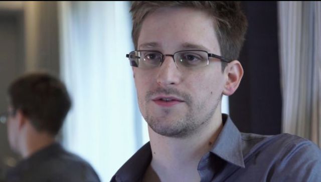Snowden: NSA's indiscriminate spying 'collapsing'