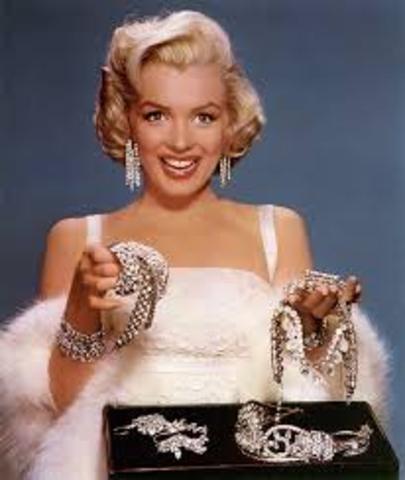 "Самая популярная актриса"