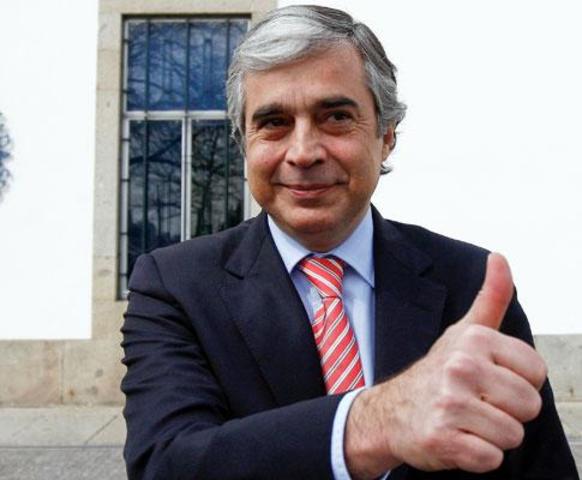 Aguiar Branco toma posse do cargo de Ministro da Defesa Nacional