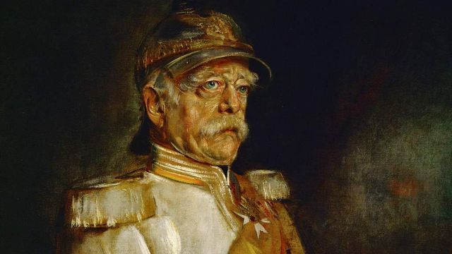 Bismarck becomes prime minister