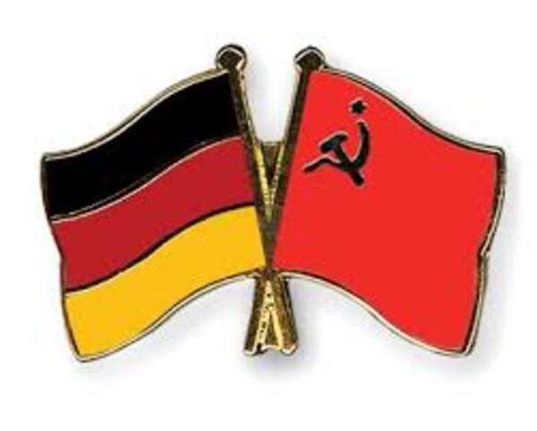 Hitler breaks Pact with Stalin’s Russia