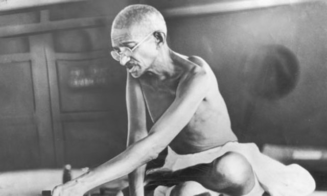 Gandhi Beat Up