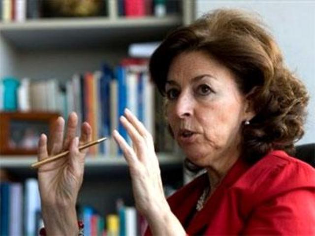 O Presidente da República, Cavaco Silva, substitui Manuela Ferreira Leite por Leonor Beleza no Conselho de Estado