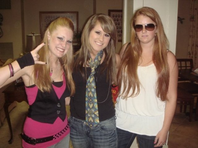 Had a MTV/CMt themed swap