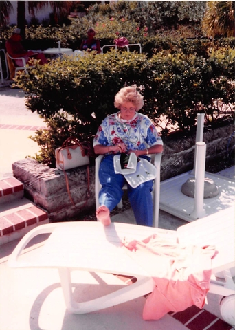 Donald Luby gets married to Donna Oakes