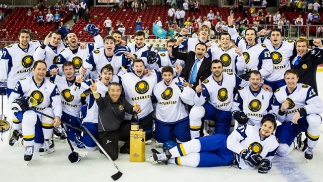 хоккей с шайбой