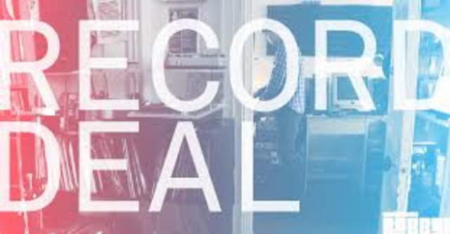 Orfeu Contracta a Monica Paula