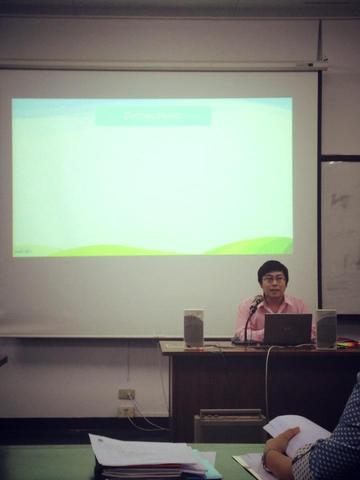 สอบโครงร่างรอบแรก