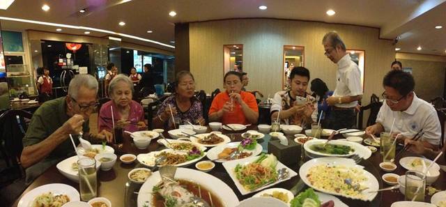 มากินเลี้ยงวันแม่