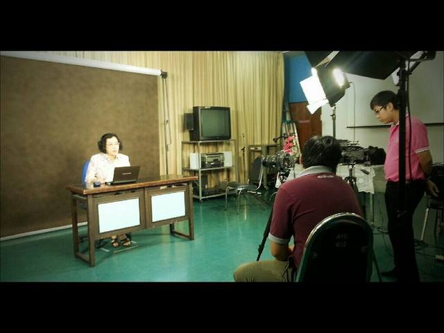 ช่วยพี่แอนถ่ายทำสื่อการฝึกอบรม