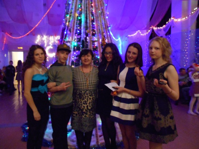 Новогодний вечер в школе