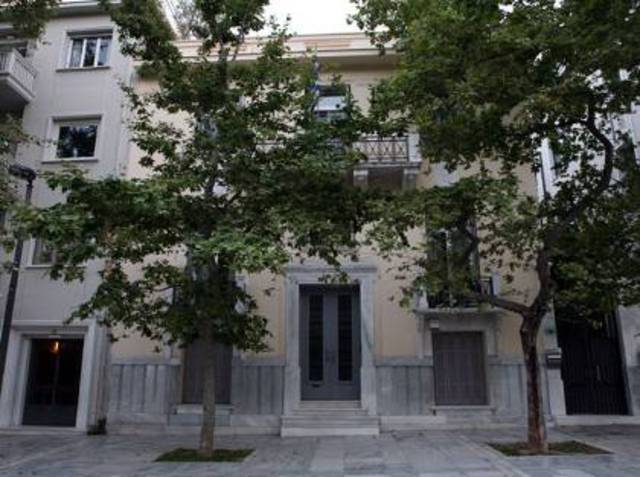 Αποκαλύψεις για το νεοκλασσικό του Ακη στο Θησείο