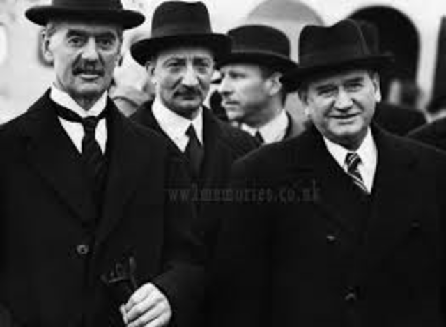 Daladier and Chamberlain signed the Munich Agreement